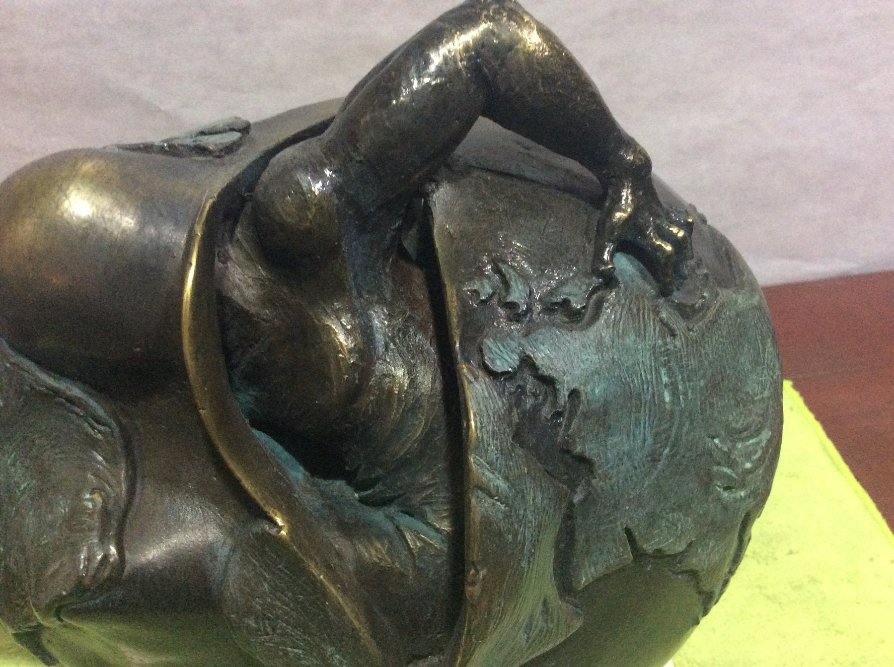 Bronzskulptur – Andrés Gómez „Origenes“ – 30×22×12 cm