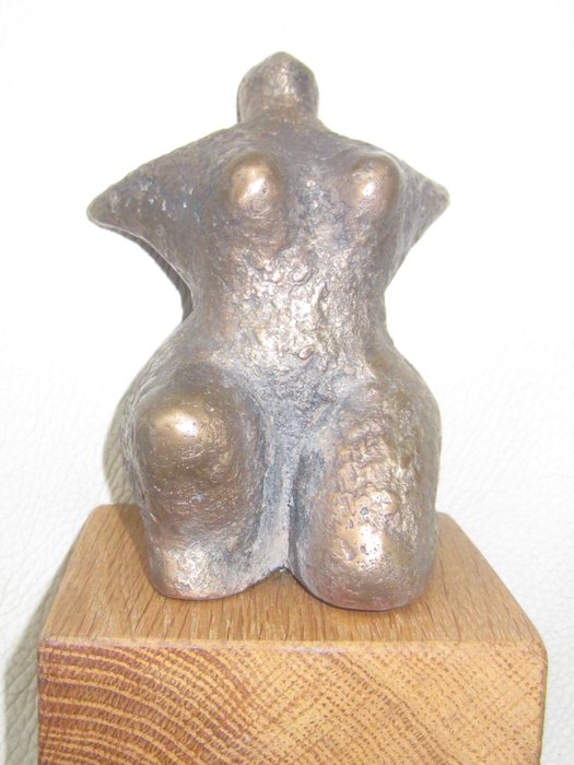 Bronzskulptur – Rolf Neubert „Sconosciuto“ – 18×10×9 cm (Edition 10)