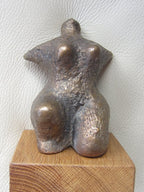 Bronzskulptur – Rolf Neubert „Sconosciuto“ – 18×10×9 cm (Edition 10)